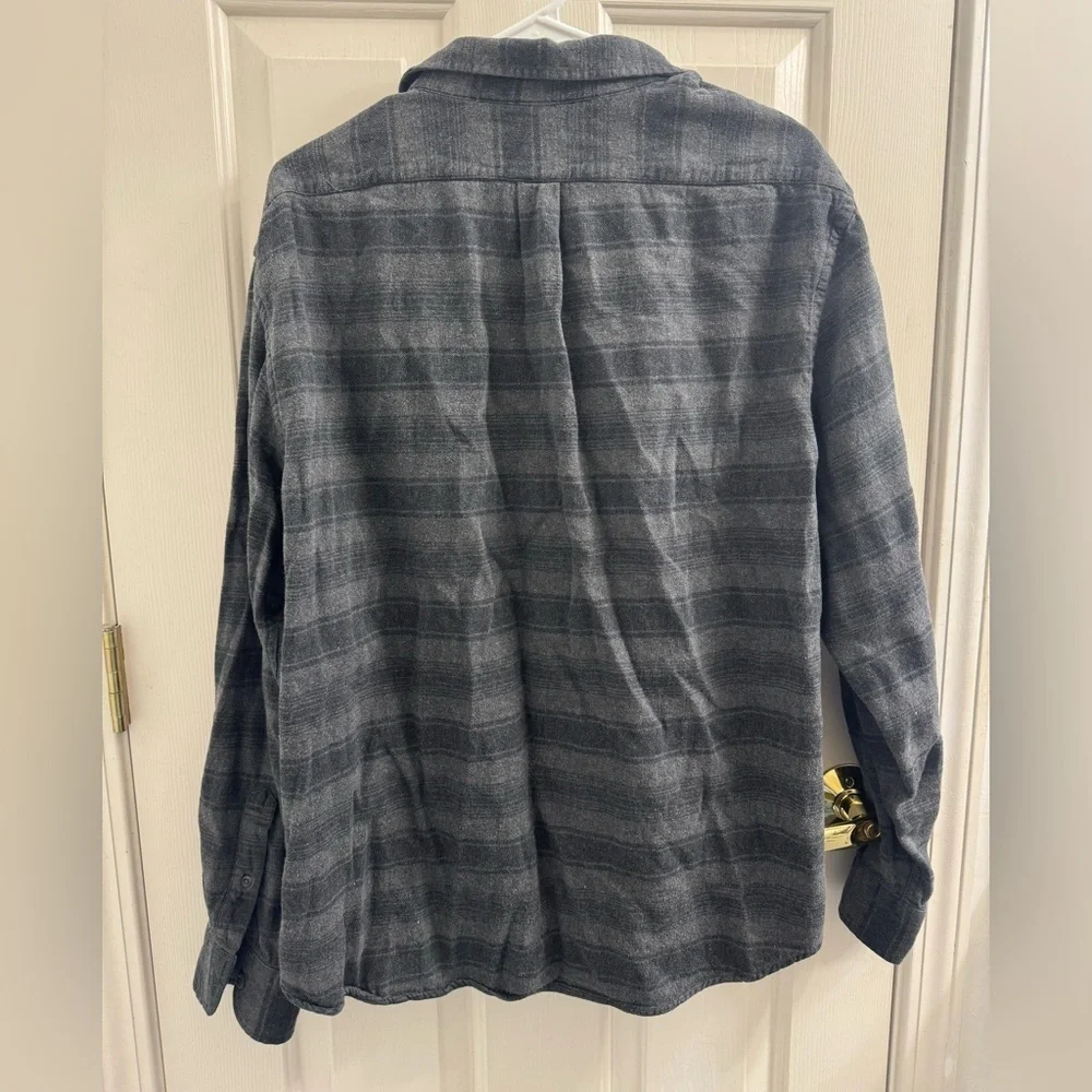 Old Navy Slim Fit Gray Plaid Button-Up Shirt